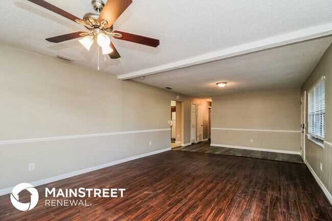 Building Photo - 1655 Margaret St