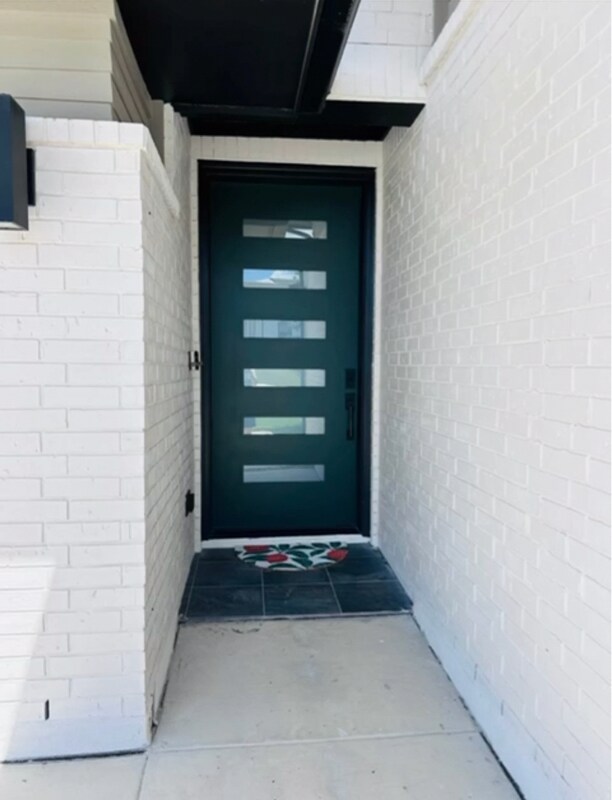 Building Photo - 262 Navarro