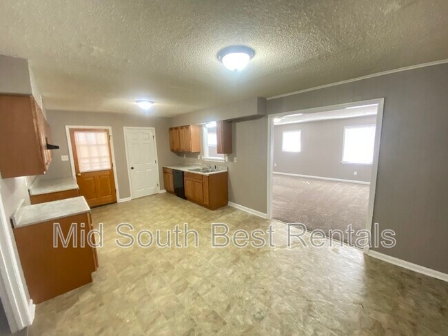Building Photo - 2473 Chattering Ln