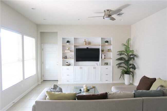 Foto del edificio - 1710 Frontier Valley Dr