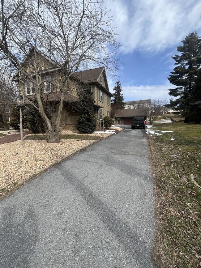 Foto del edificio - 4276 Division Hwy