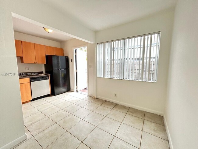 Foto del edificio - 4817 NW 9th Dr