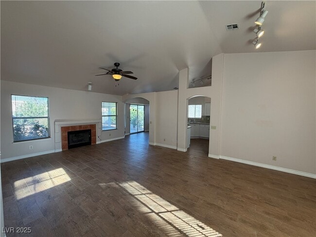 Building Photo - 4342 Valley Sage Dr