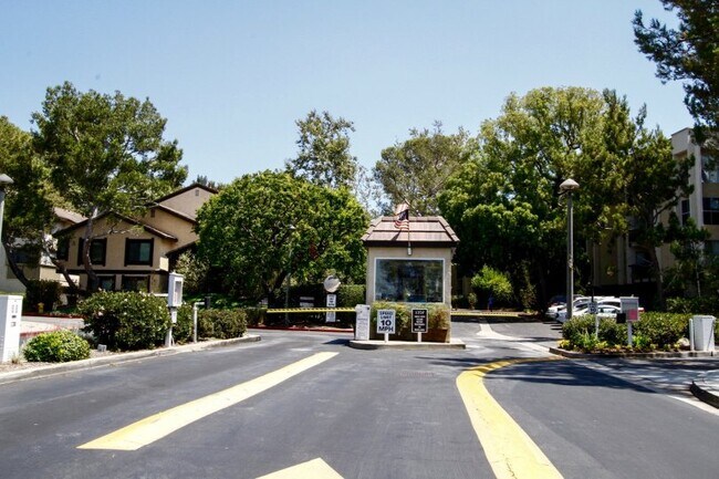 Foto del edificio - 4307 Raintree Cir