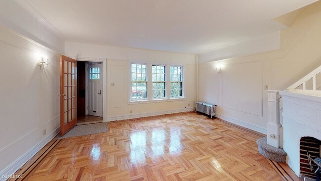 Building Photo - 3 br, 2 bath House - 9517 68th Ave