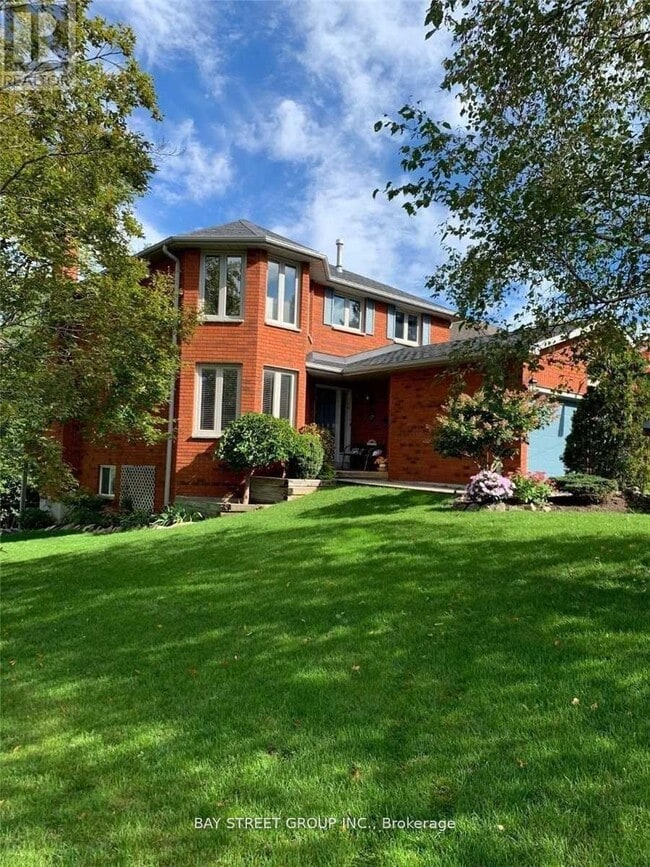 Building Photo - 76 Mayfair Dr