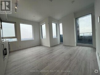 Building Photo - 2020-2020 Bathurst St