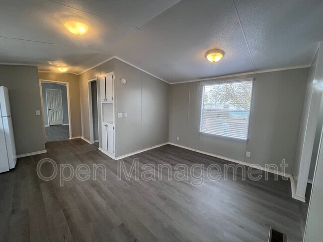 Building Photo - 3300 Voight Blvd