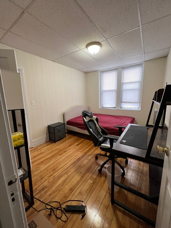 Foto del edificio - 439 Cambridge St