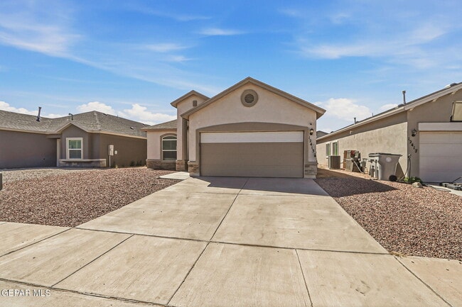 Building Photo - 12413 O'Connor Dr