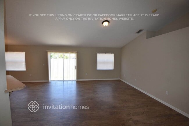 Foto del edificio - 5238 Snowy Heron Dr