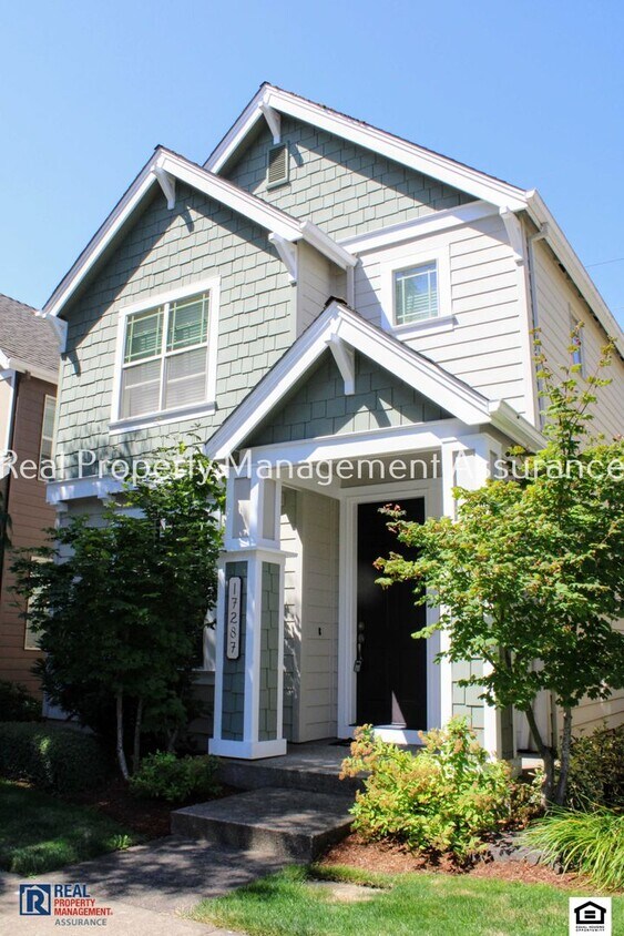 Charming 3BR/2.5BA Home in Tigard/King Cit... House for Rent in King