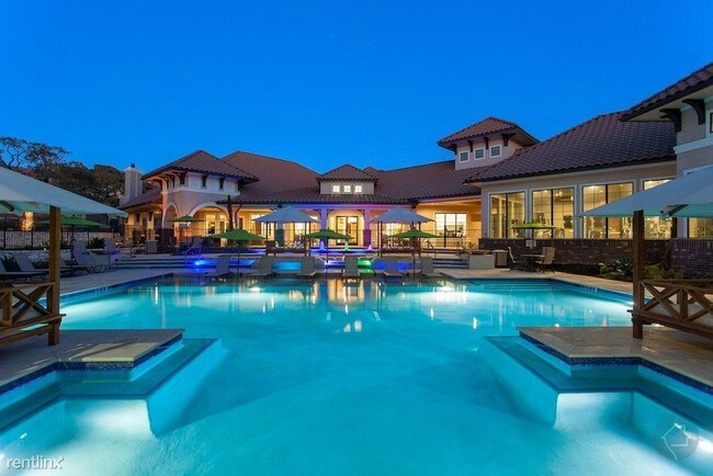 Foto del edificio - 7500 S Interstate 35 Pky