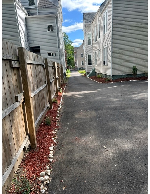 Building Photo - 36 Mahl Ave