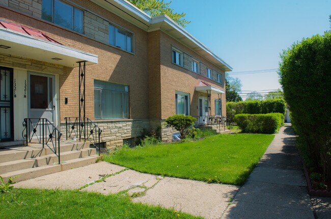 Building Photo - 1321 Pitner Ave