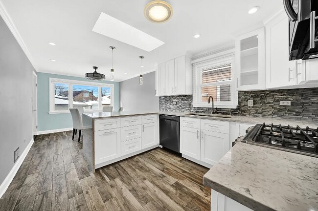 Foto del edificio - 5424 S New England Ave