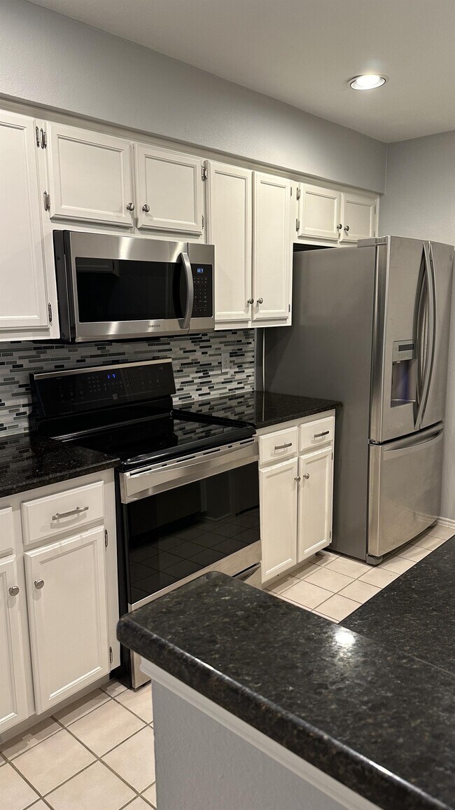 Foto del edificio - 6807 Old Quarry Ln