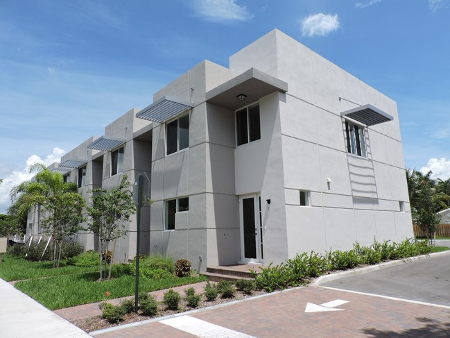 Building Photo - Brand New Multi-Family Property