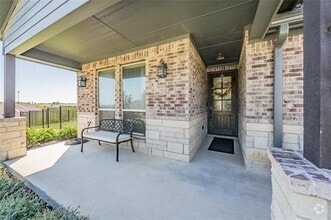Building Photo - 8208 Indian Hills Ct