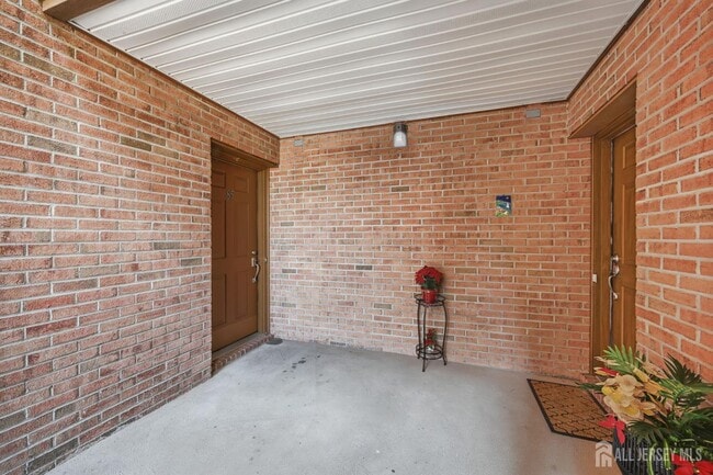 Building Photo - 85 Laurel Hollow Ct