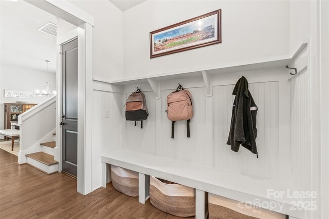 Foto del edificio - 5210 Kelly St