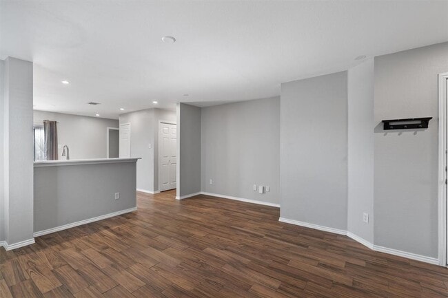 Building Photo - 14508 Spearmint Tea Trail