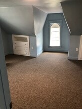 Building Photo - 1013 Delaware Ave