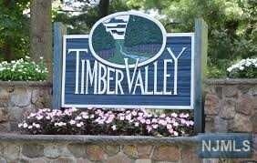 Foto principal - 153 Evergreen Rd