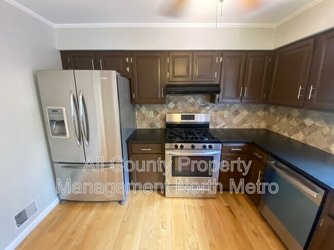 Foto del edificio - 1406 Defoors Dr NW