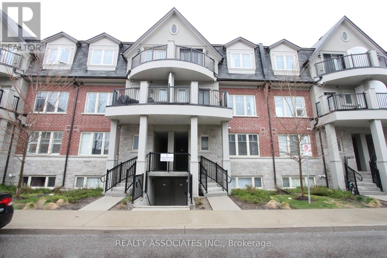 Primary Photo - 1-11 Eaton Park Ln