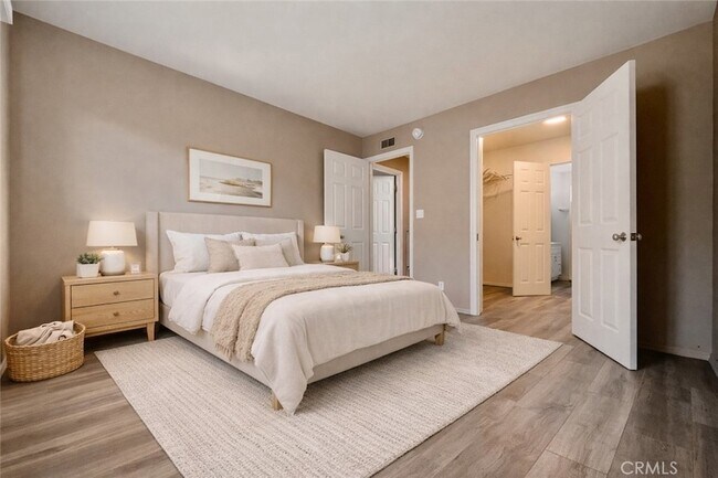 Building Photo - 7732 Cypress Dr