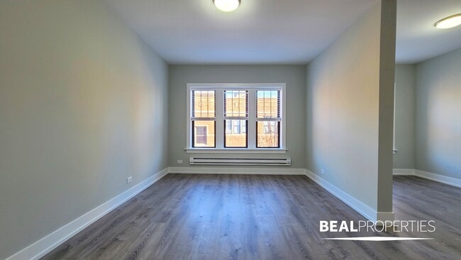 Foto del edificio - 622 W Cornelia Ave