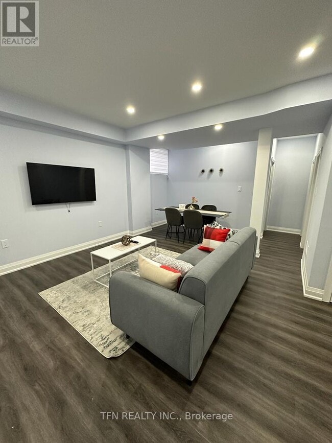 Building Photo - 45 Souter Dr