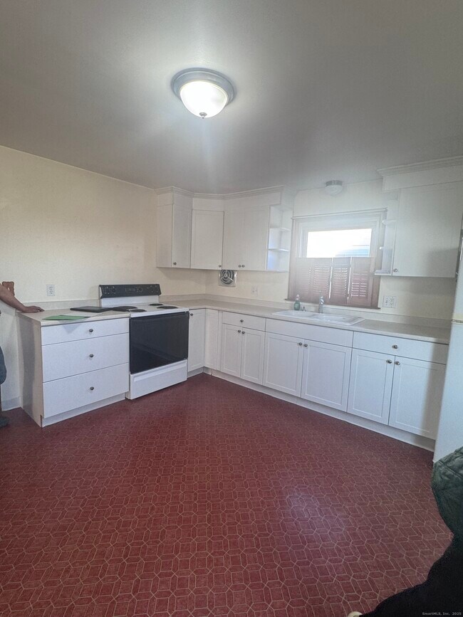 Foto del edificio - 212 Dayton Rd