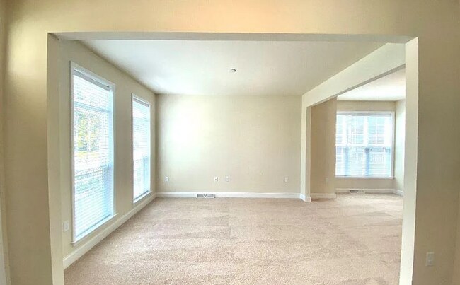 Foto del edificio - Outstanding Single Family Home in the awar...