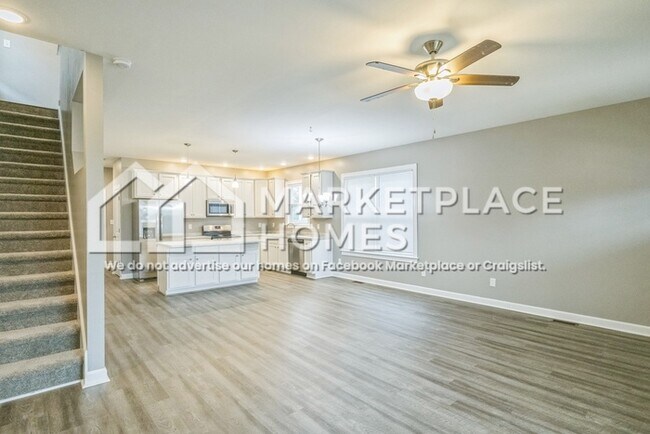 Building Photo - 216 Hendricks Pl