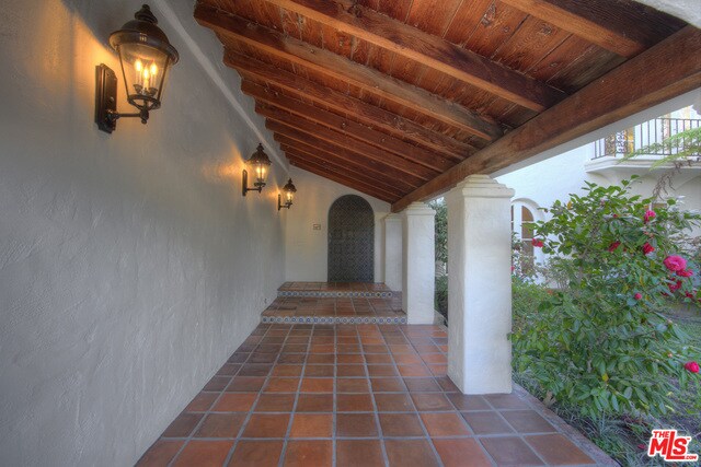 Foto del edificio - 711 N Linden Dr
