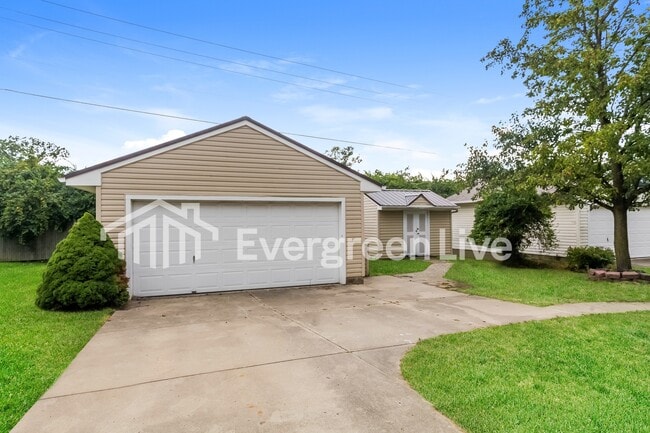 Foto del edificio - 1228 Sunset Dr