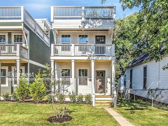 Foto principal - 1806A 7th Ave N