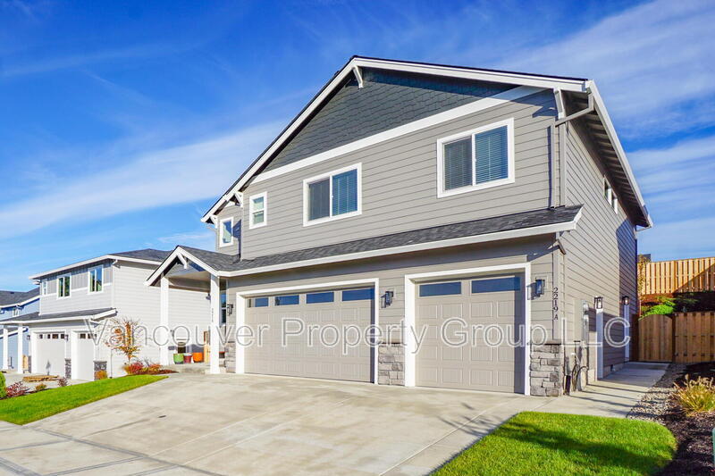 Foto principal - 2219 E Badger Wy