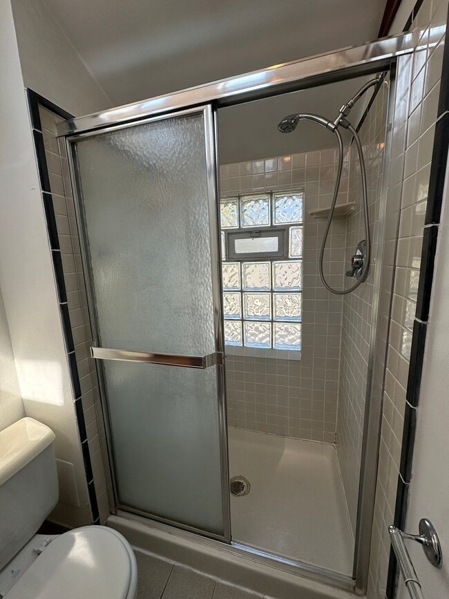 Building Photo - 1531 N Jackson St