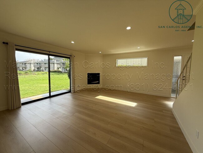 Foto del edificio - Newly Updated Two Bedroom Arroyo Carmel Townhouse