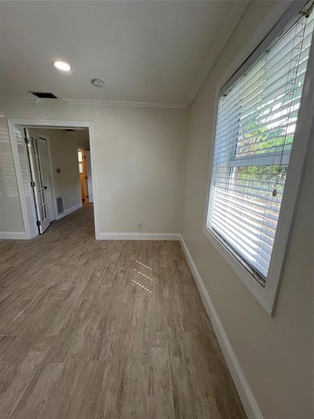 Foto del edificio - 1333 NE 5th Terrace