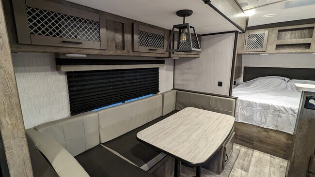 Foto del edificio - 37124 Edgeware Way