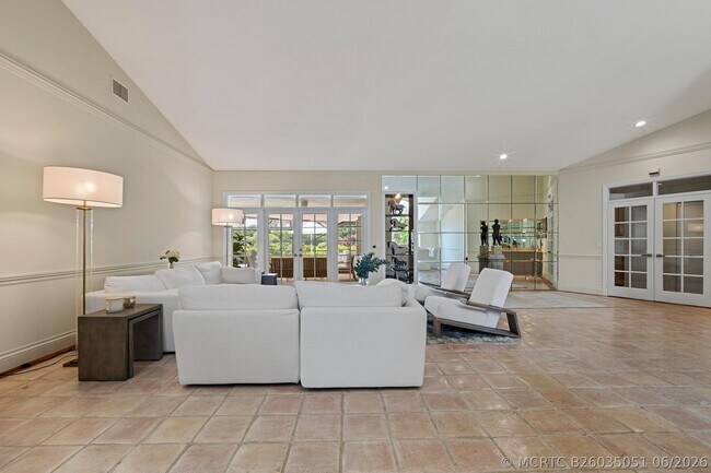 Building Photo - 10252 Shireoaks Ln