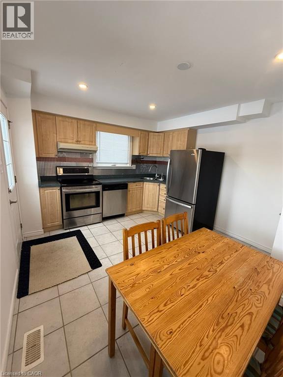 Photo du bâtiment - 16 Courtland Ave