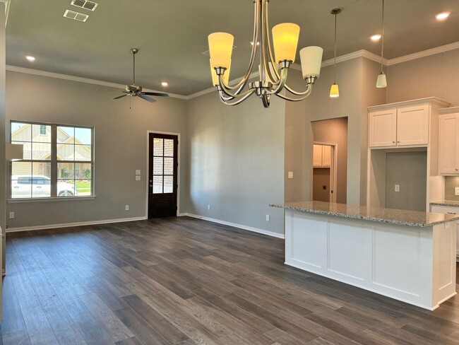 Building Photo - 448 Preston Ridge