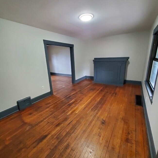 Foto del edificio - 2133 Kensington Ave