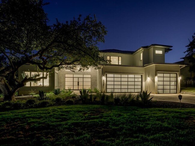 Building Photo - 832 Cypress Grove Dr