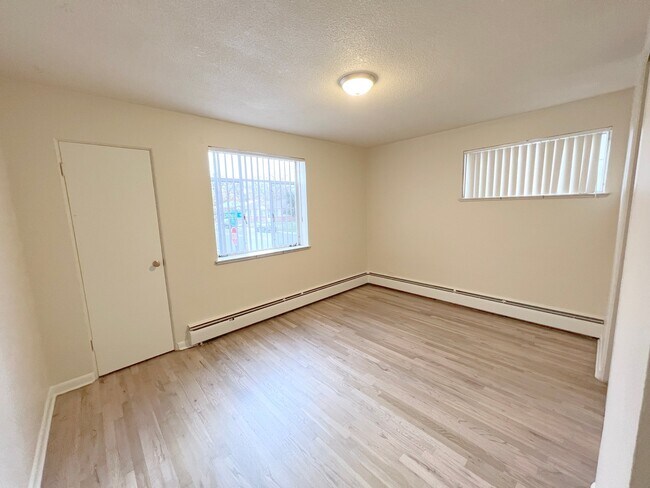 Foto del edificio - 801 N Dahlia St